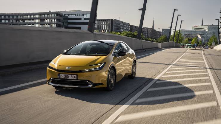 Prius ibrida inquinante