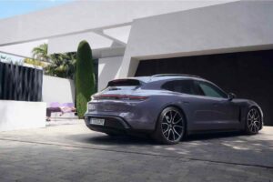 Porsche auto elettrica