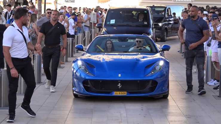 Ferrari bomber inglese