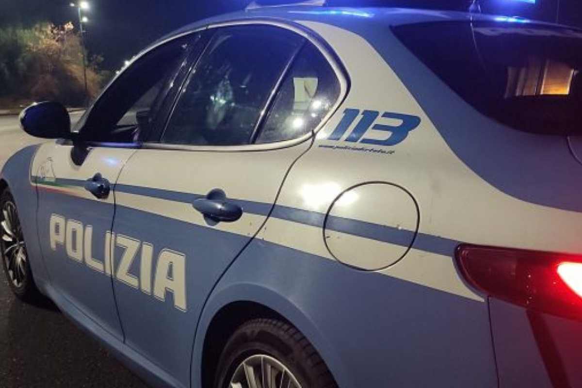 Macchina della polizia