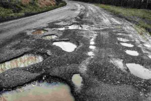 Strade dissestate allarme