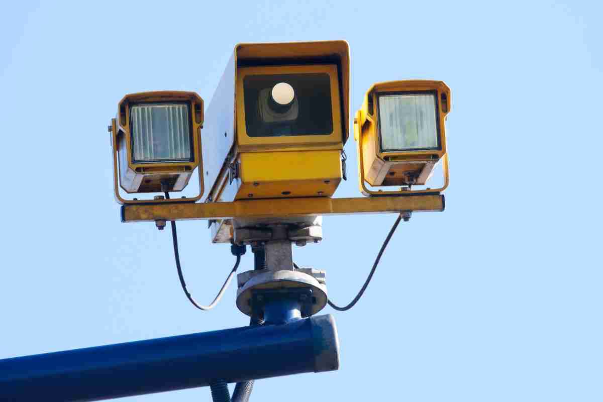 Teelcamera autovelox illegale
