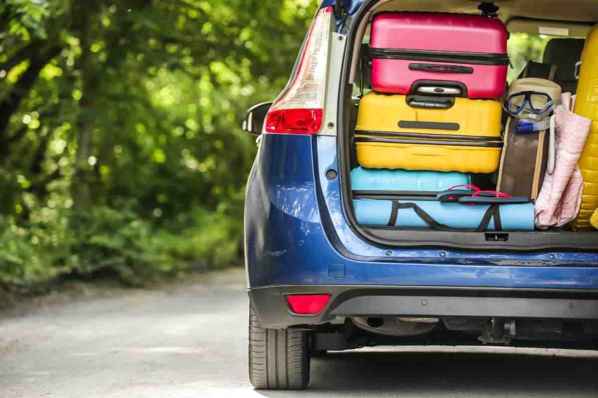Vacanze auto cosa portare