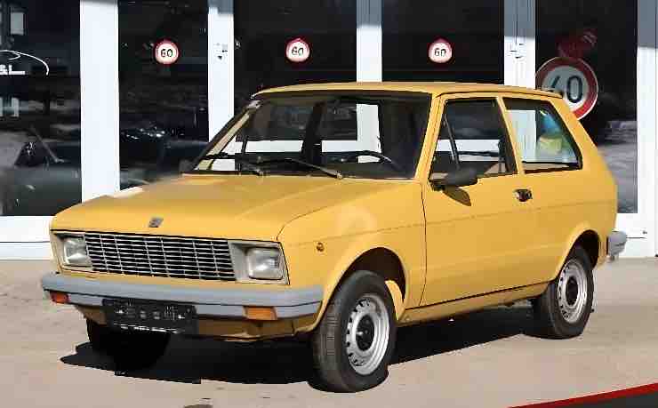 Auto di Yugo