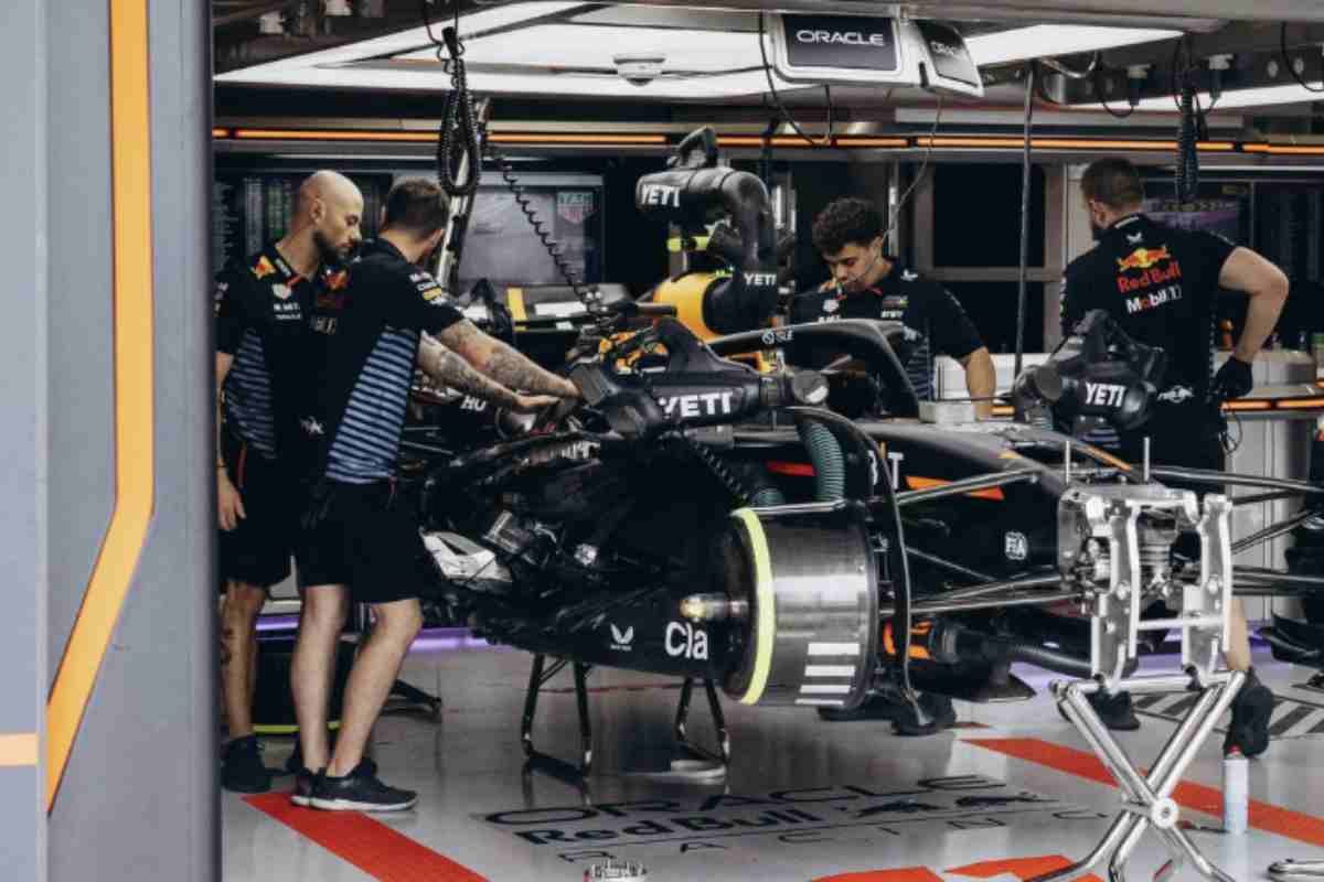 Tra i nomi più chiacchierati del paddock c’è sicuramente Oliver Bearman, giovane talento della Haas che ha già fatto parlare di sé