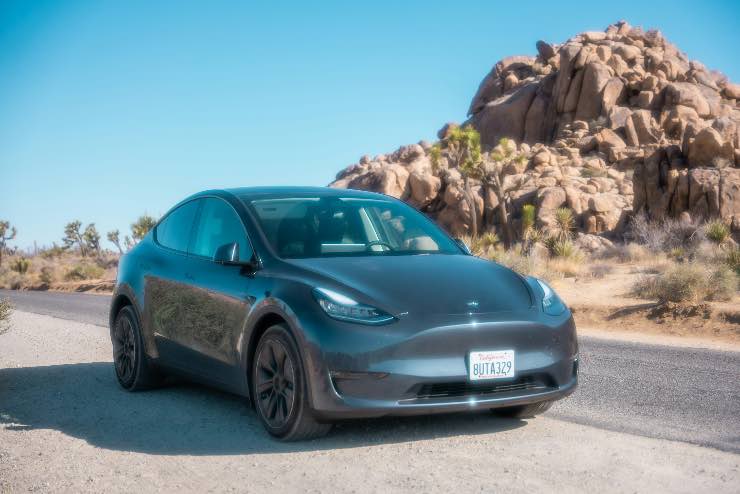 Auto Tesla Test