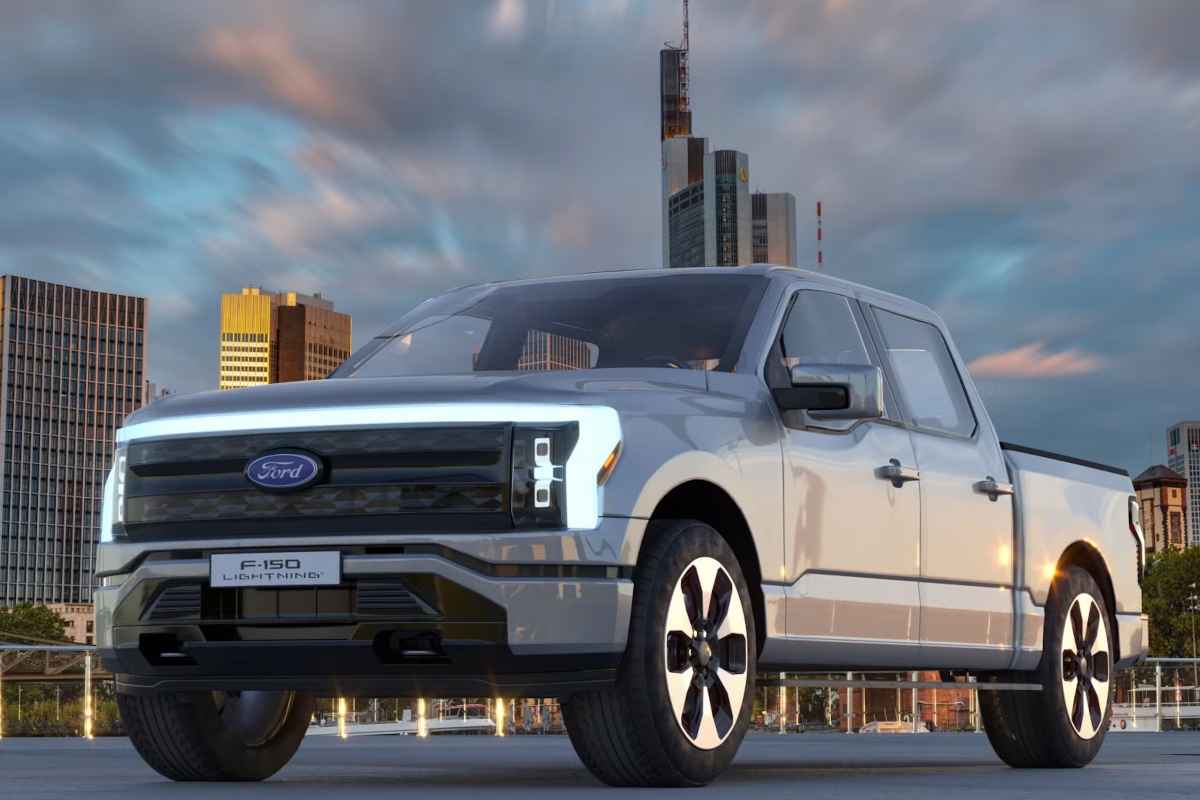Auto Ford F-150 Lightning cancellato elettrico