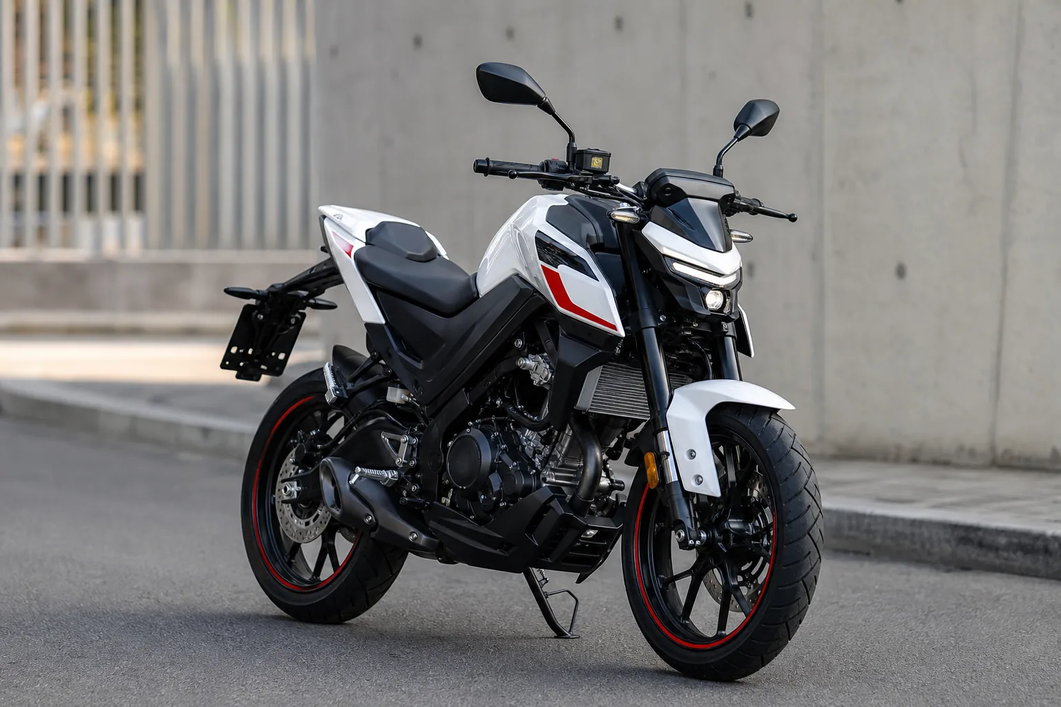 Yamaha MT-125 2027: restyling profondo con fari LED a lama e cruscotto smart da 5 pollici